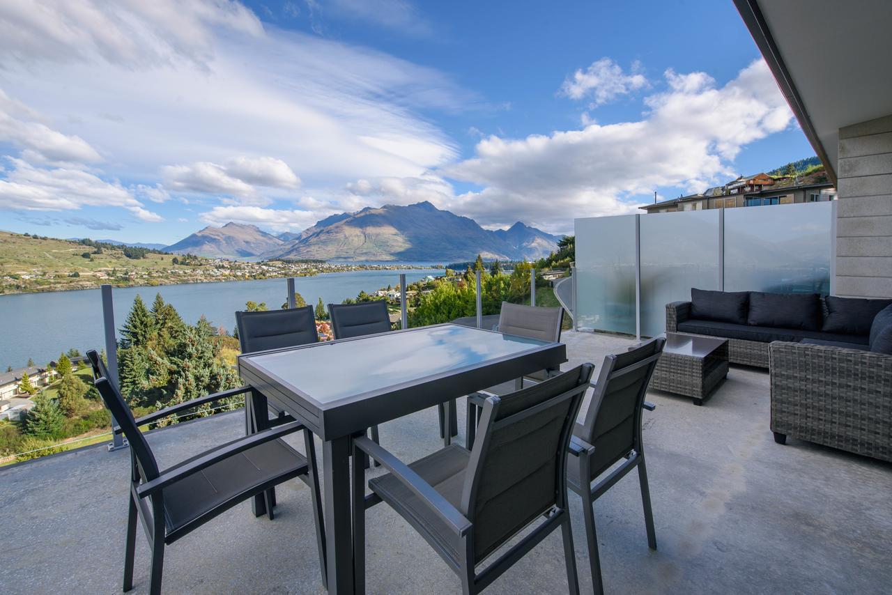 Contemporary Hilltop Abode Distretto di Distretto di Queenstown Esterno foto