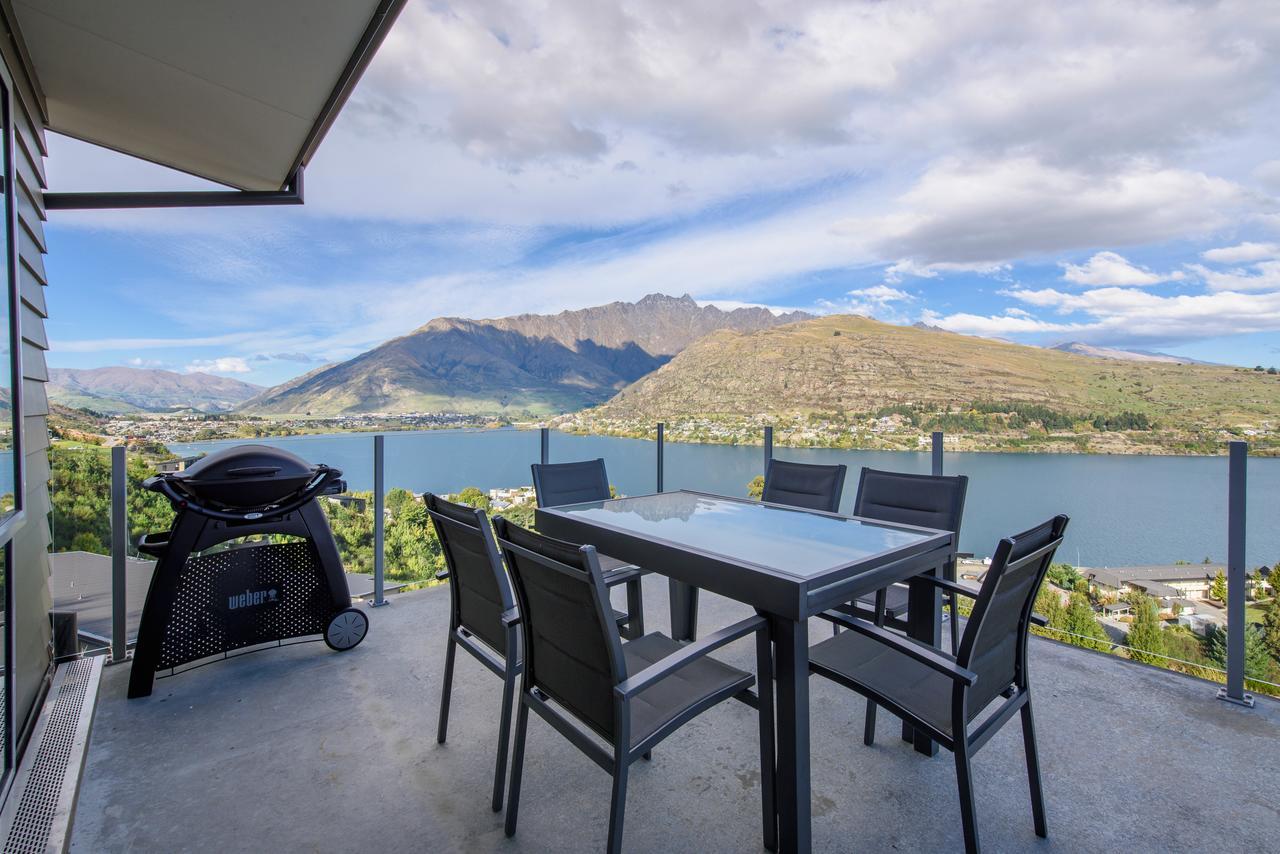 Contemporary Hilltop Abode Distretto di Distretto di Queenstown Esterno foto